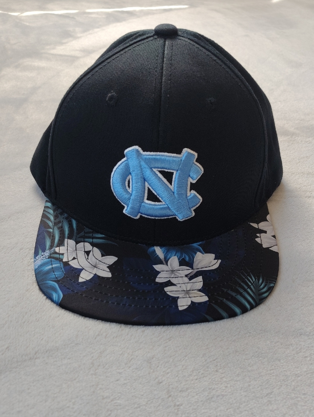 Top of the World North Carolina Tar Heels Snap Back Hat with Floral Print Brim